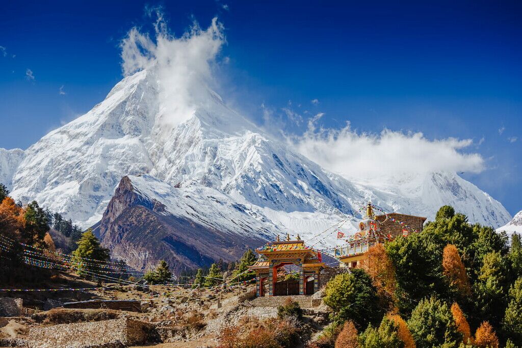 &Epsilon;&pi;ό&mu;&epsilon;&nu;&omicron; &tau;&alpha;&xi;ί&delta;&iota; &Alpha;&sigma;ί&alpha;